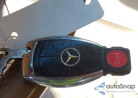 2008 Mercedes-Benz C 300 Luxury/Sport из США, поврежденный, VIN WDDGF54X58F171892